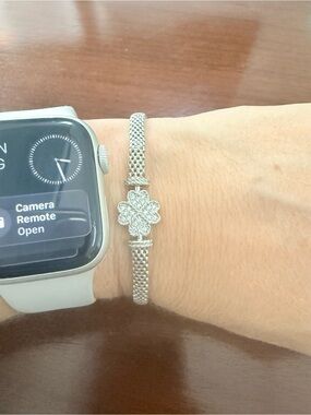 Sterling Silver Mesh Clover Bracelet
